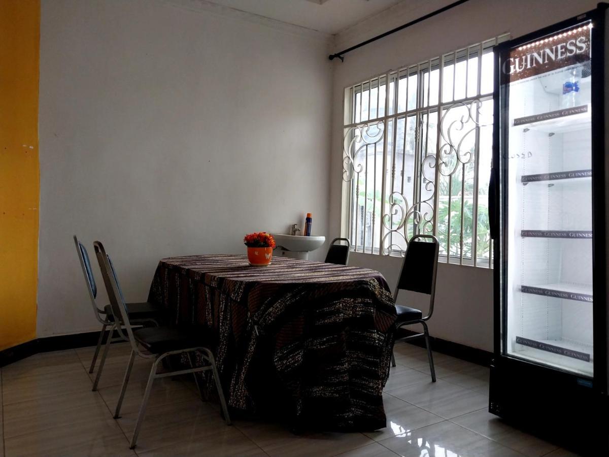 Bed and Breakfast L&J Modern Backpackers Kigamboni Beach House à Dar es Salaam Extérieur photo