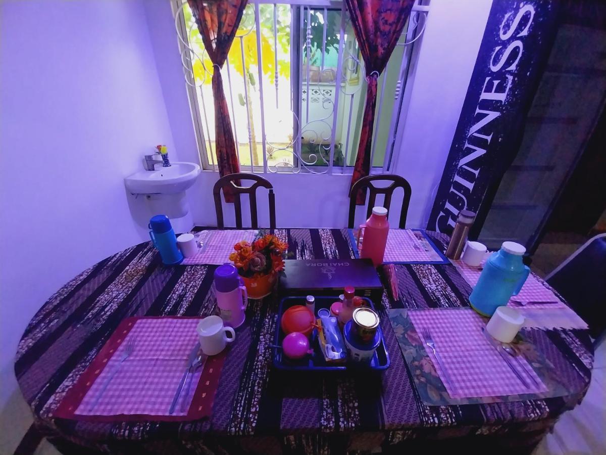 Bed and Breakfast L&J Modern Backpackers Kigamboni Beach House à Dar es Salaam Extérieur photo